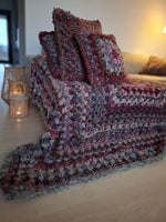 Afbeelding in Gallery-weergave laden, Rosa Pillow
